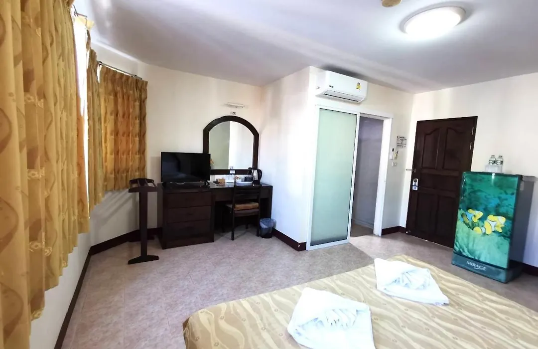 Kata Place Hotel-1