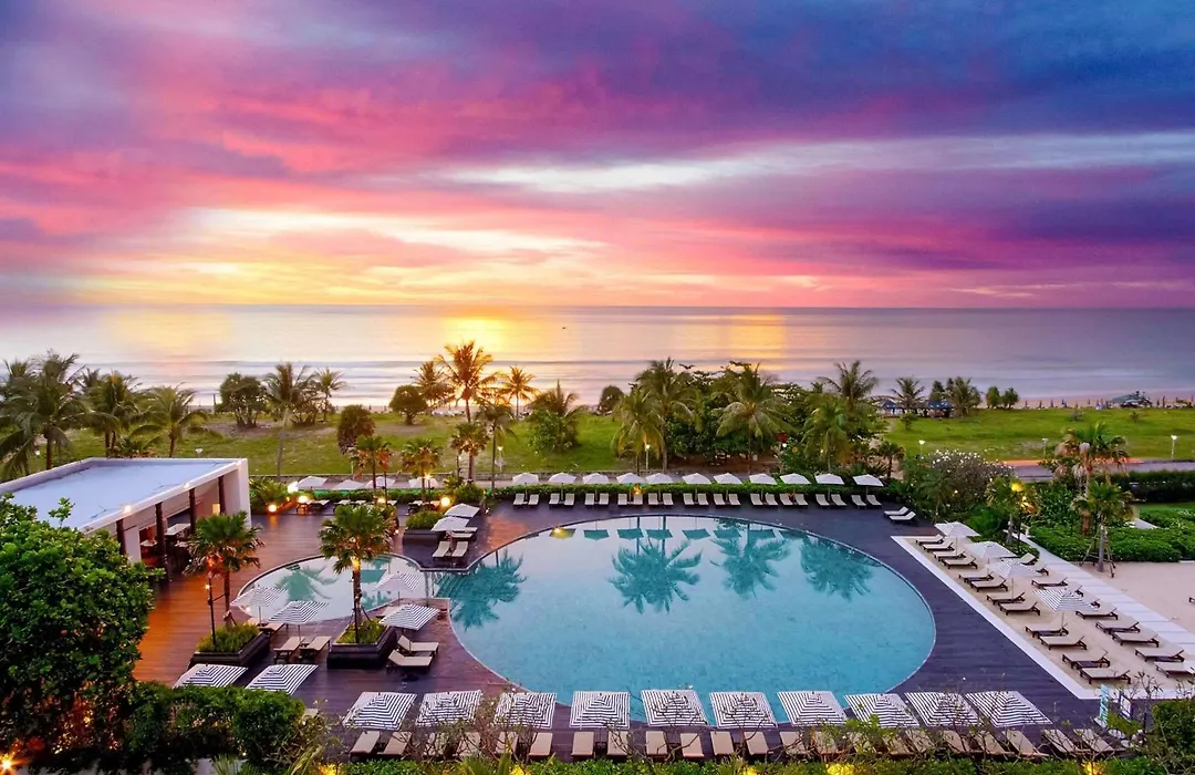 Pullman Phuket Karon Beach Resort-1