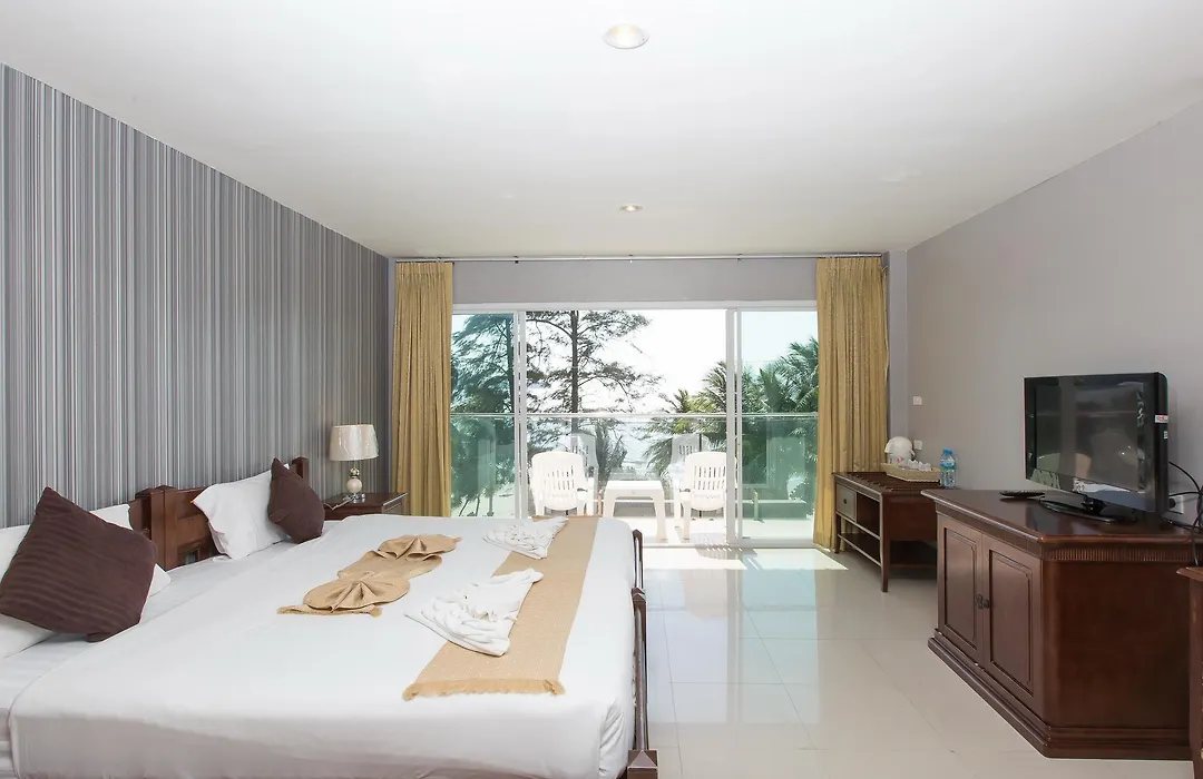 Time Out Hotel Beachfront-1