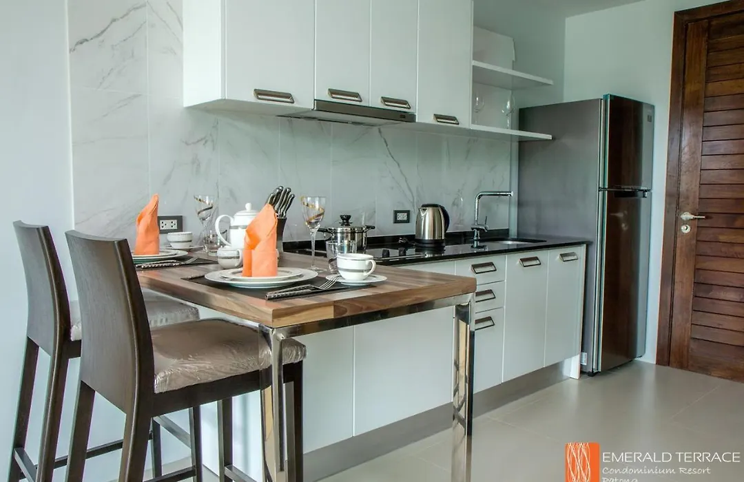 Emerald Terrace Condo Phuket-1
