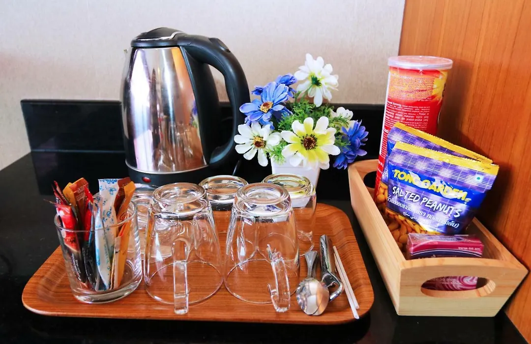 Alexander Hotel Patong-1