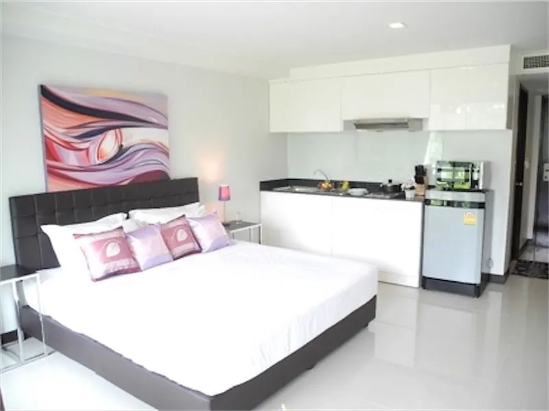 Kiss Condo Studio Near The Beach-1