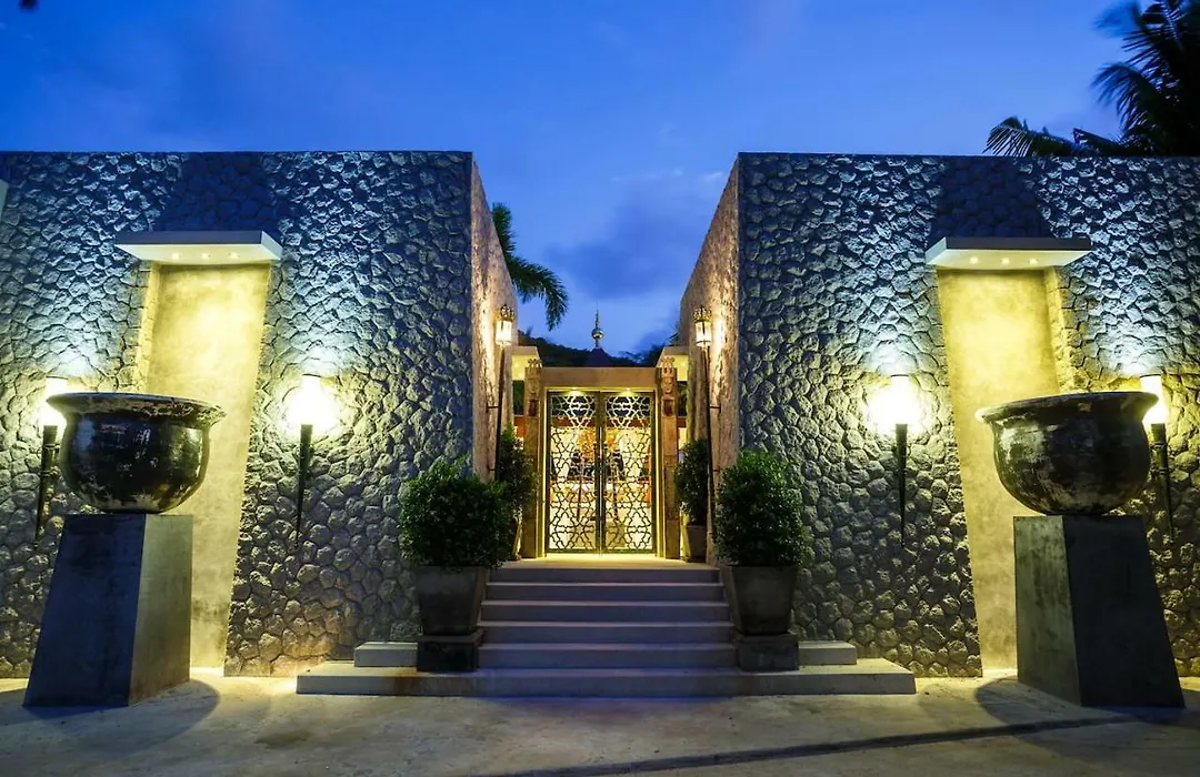 Villa On The Rocks, 4 Bedrooms, Phuket-1