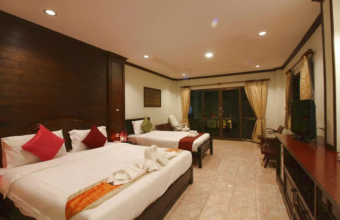 Baan Veerakit Hotel-1
