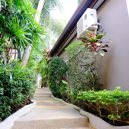 Naiharn Paradise Boutique-2