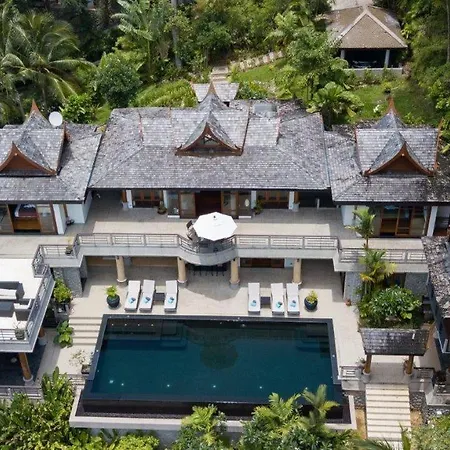 Luxury 4 Bedrooms Villa With Seaview Infinity Pool Overlooking Surin Beach-3