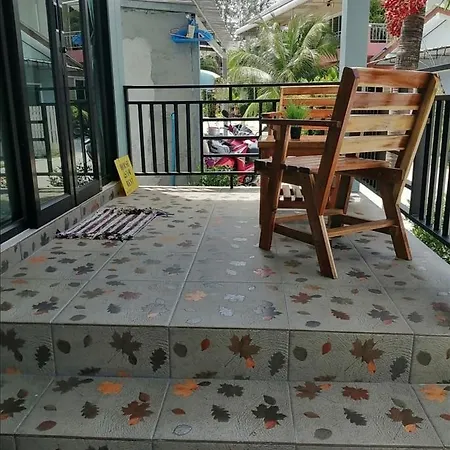 Na Na Twinhouse-2
