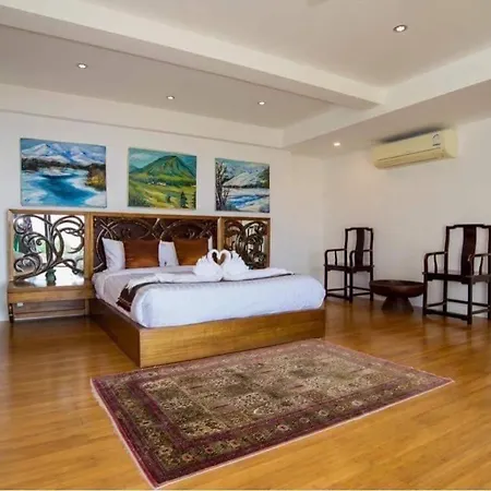 Paradise Heights Villa-3
