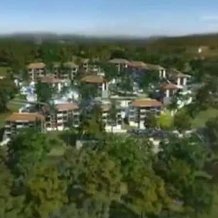 Top Floor, One-Bedroom Apartment-2