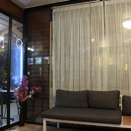 Omaya Guesthouse-3