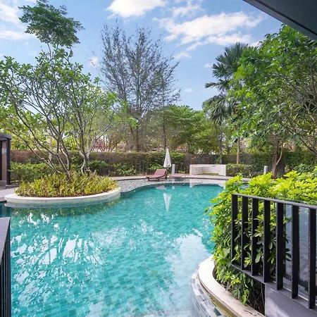 The Aristo-Access Pool Room Surin Beach-3