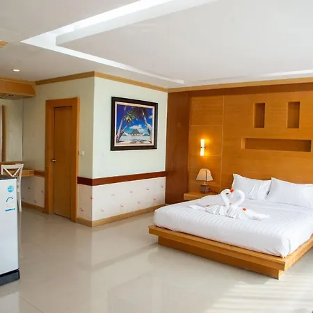 Patong Eyes-3