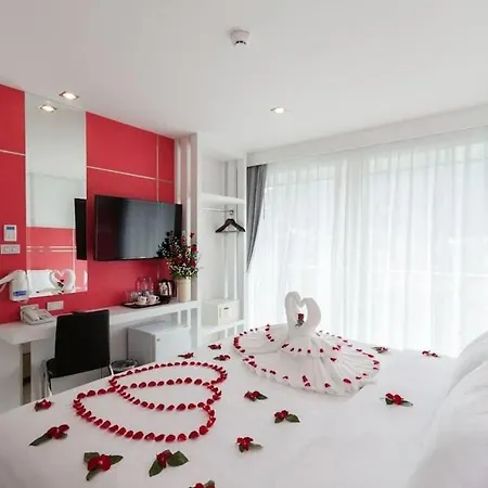 Collection Hotel Patong 3-3