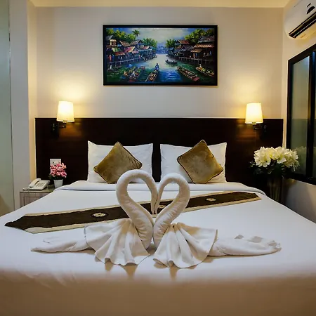 @ White Patong-2