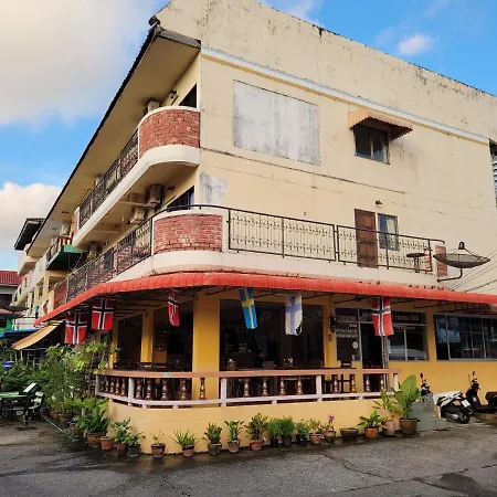 2 Vikings Guesthouse-2