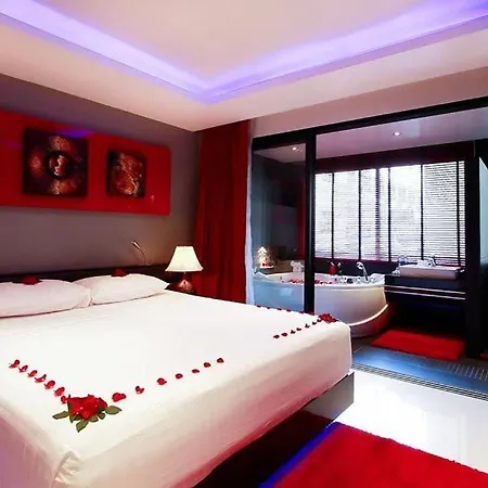 Bangla Suites Phuket-2
