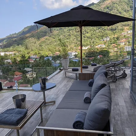 360* Ultimate Penthouse Entire Top Floor And Resort With Great Amenities-3