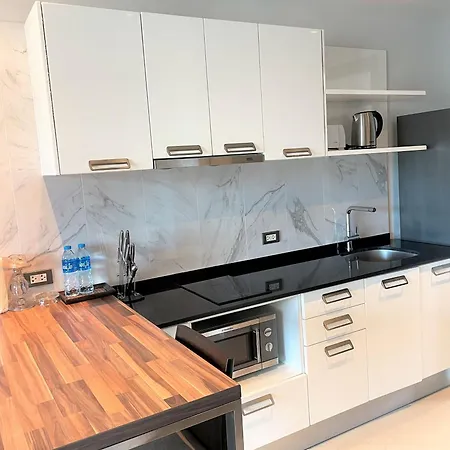 Emerald Terrace Apartments By Lofty-2