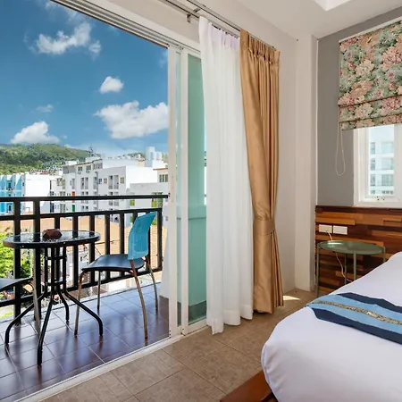 Sawasdeeciao Patong Guesthouse-2