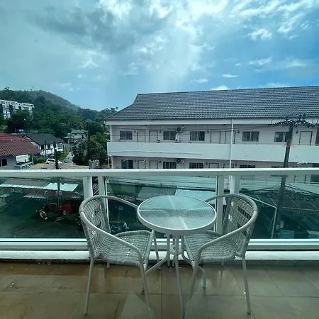 T & C Hotel Patong Beach-3