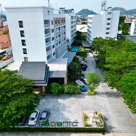Recenta Suite Phuket Suanluang-2