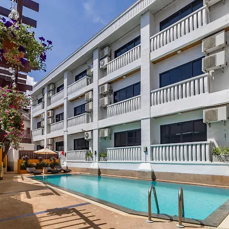 Rattana Karon Beach Hotel-3