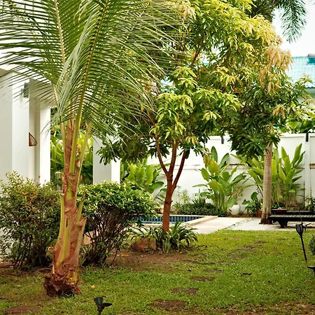 Beachfront Pool Villa-3