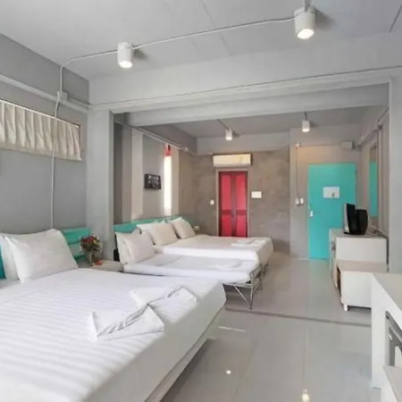 Oyo 292 The Oddy Hip Hotel-2