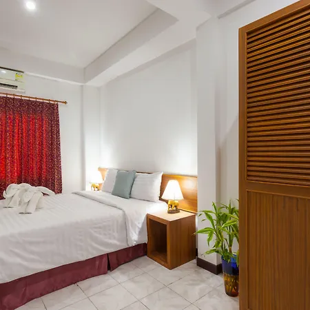 Karon Sunshine Guesthouse & Bar-2
