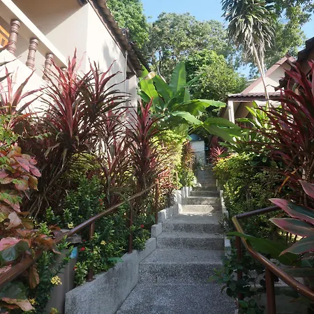 Kata Beachwalk Hotel&Bungalows-3