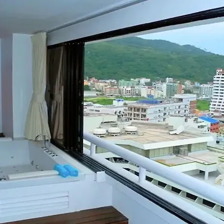 Patong Tower 1 Bedroom Apartment Great View-2