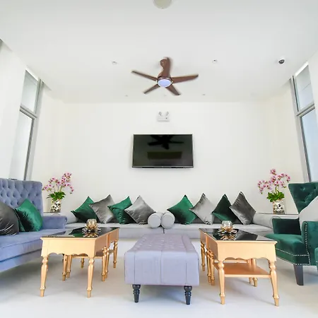 The Aristo Seaview Patong-2