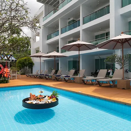 The Old Phuket - Karon Beach Resort - SHA Plus-3