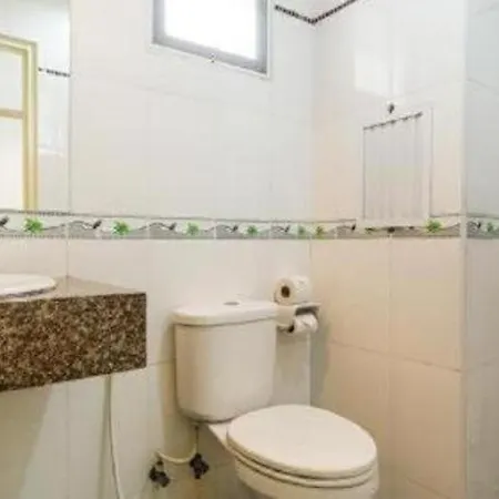 Oyo 232 Patong City Hometel-2