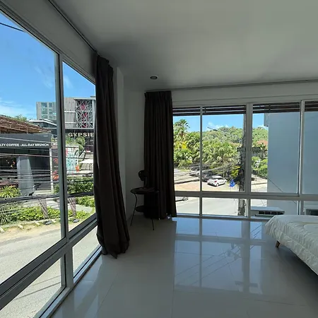 The Chu Cafe / Guesthouse-3