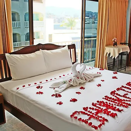 Baan Ketkeaw Guest House 2-3