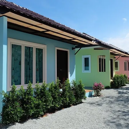 Maikhao Beach Guest House-3
