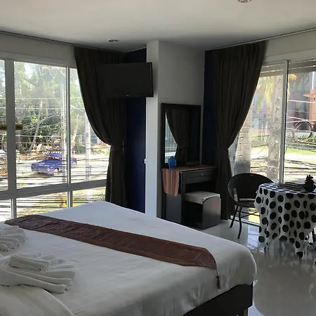 But Different Phuket Boutique Hotel-2