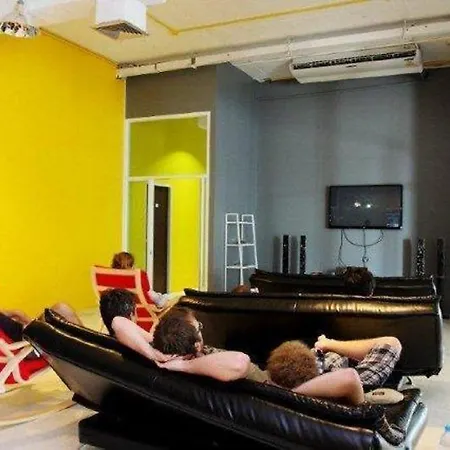 Kool Backpacker Hostel-3