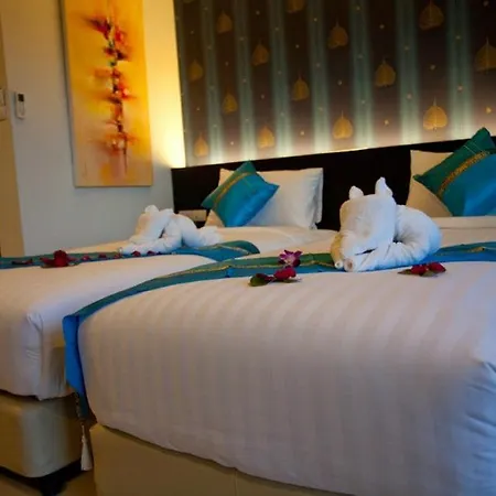 Kata Green Beach Hotel-3
