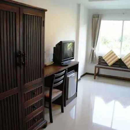 Athome Hotel Two @ Nanai 8-3