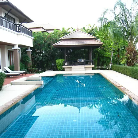 Baan Suksabai Villa By Pips-2