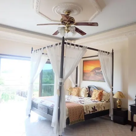 Majestic Villas Guesthouse Phuket.-2