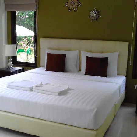 Phuket Sirinapha Resort-2