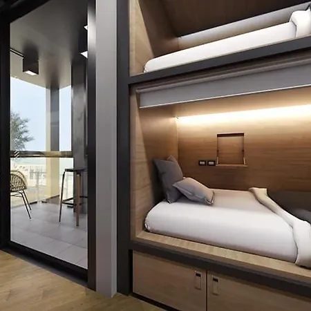 Sleep Box Patong Hostel-3