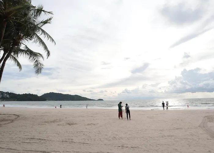 Oyo 739 Presley Guesthouse Phuket Patong