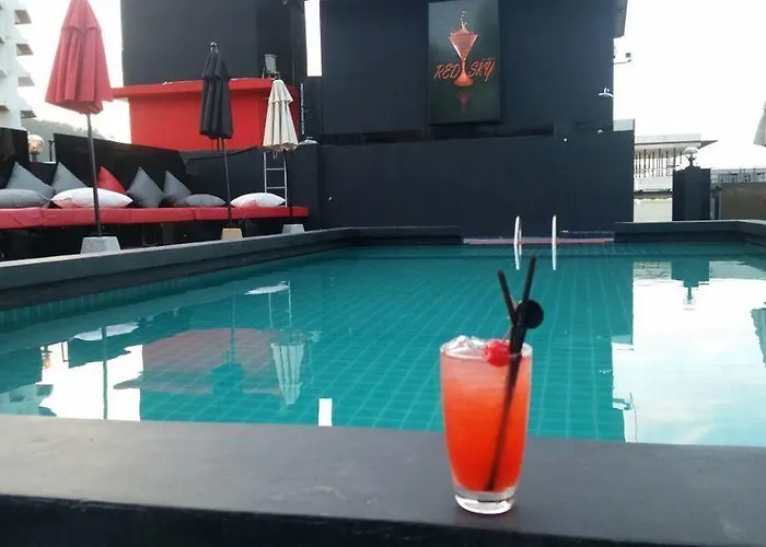 Pet friendly Sharaya Patong Hotel