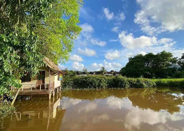 Haustierfreundliches Coconut Bungalow Nai Yang Beach