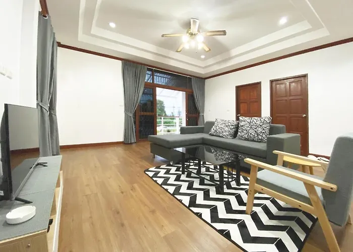 2Br House In Cherngtalay Near Beach & Cafes A1 Phuket