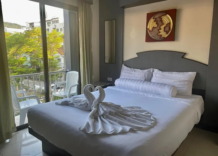 Hill View Lodge Patong admite animales